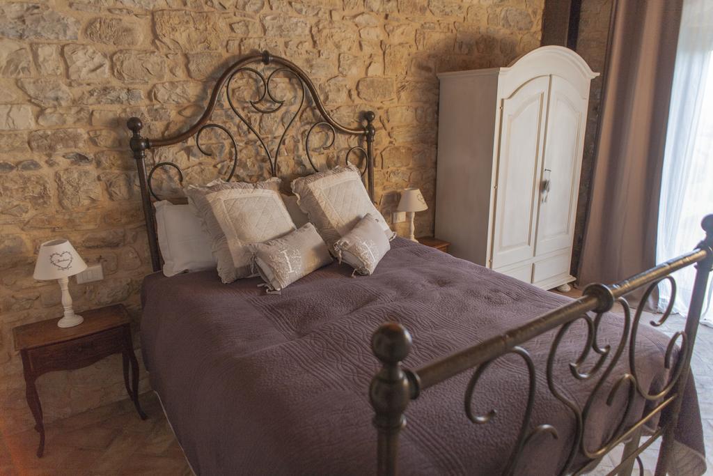 Borgo Di Vezzano Villa Каленцано Екстериор снимка